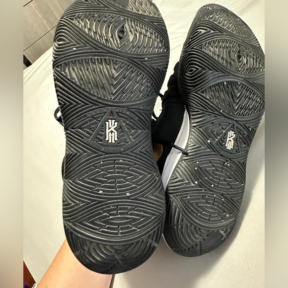 Nike Kyrie Irving 5 shoes sneakers basketball high tops men’s size 8 - Picture 5 of 10